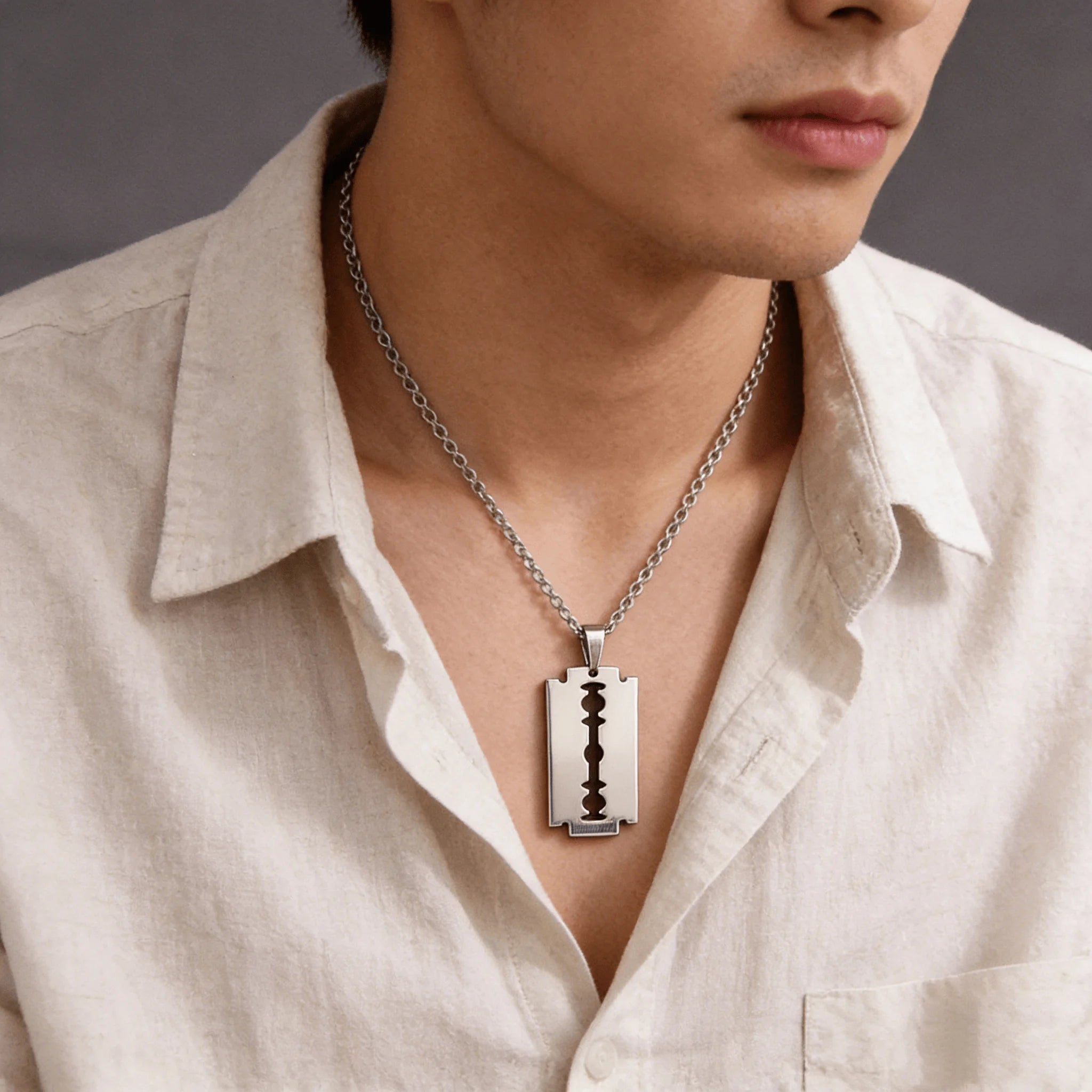 Hiphop Razor Blade Pendant Necklace Men Stainless Steel Male Knife Razorblade Shaver Shape Chain Jewelry N443S01